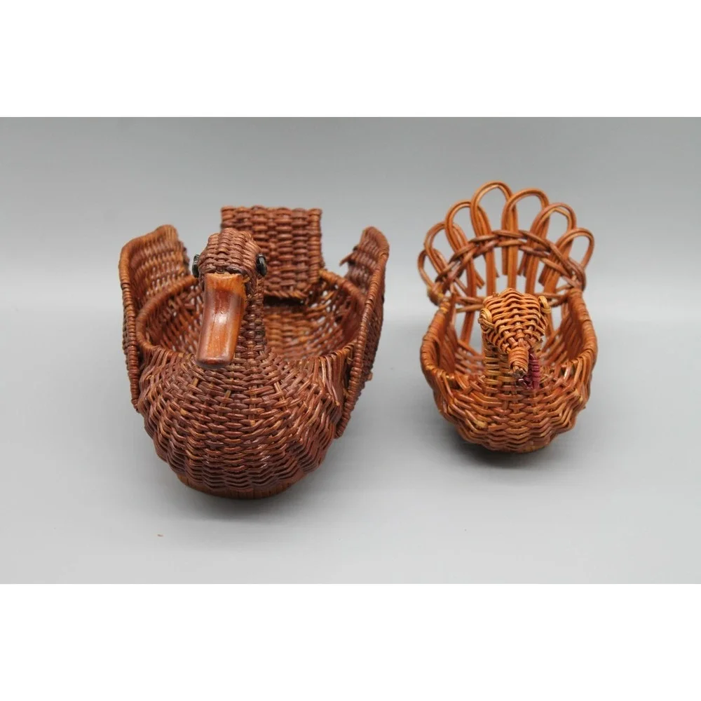 Vintage Avon Gift Collection Wicker Turkey Baskets Thanksgiving Fall Decor Set